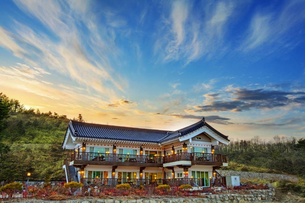 Starlight Journey Pension Gyeongju Dış mekan fotoğraf